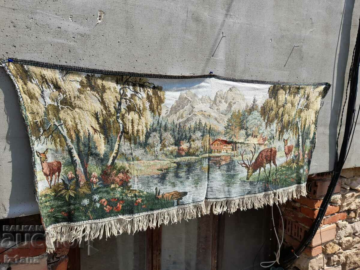 Auction Antique carpet, wall covering Auction Antique carpet, wall covering