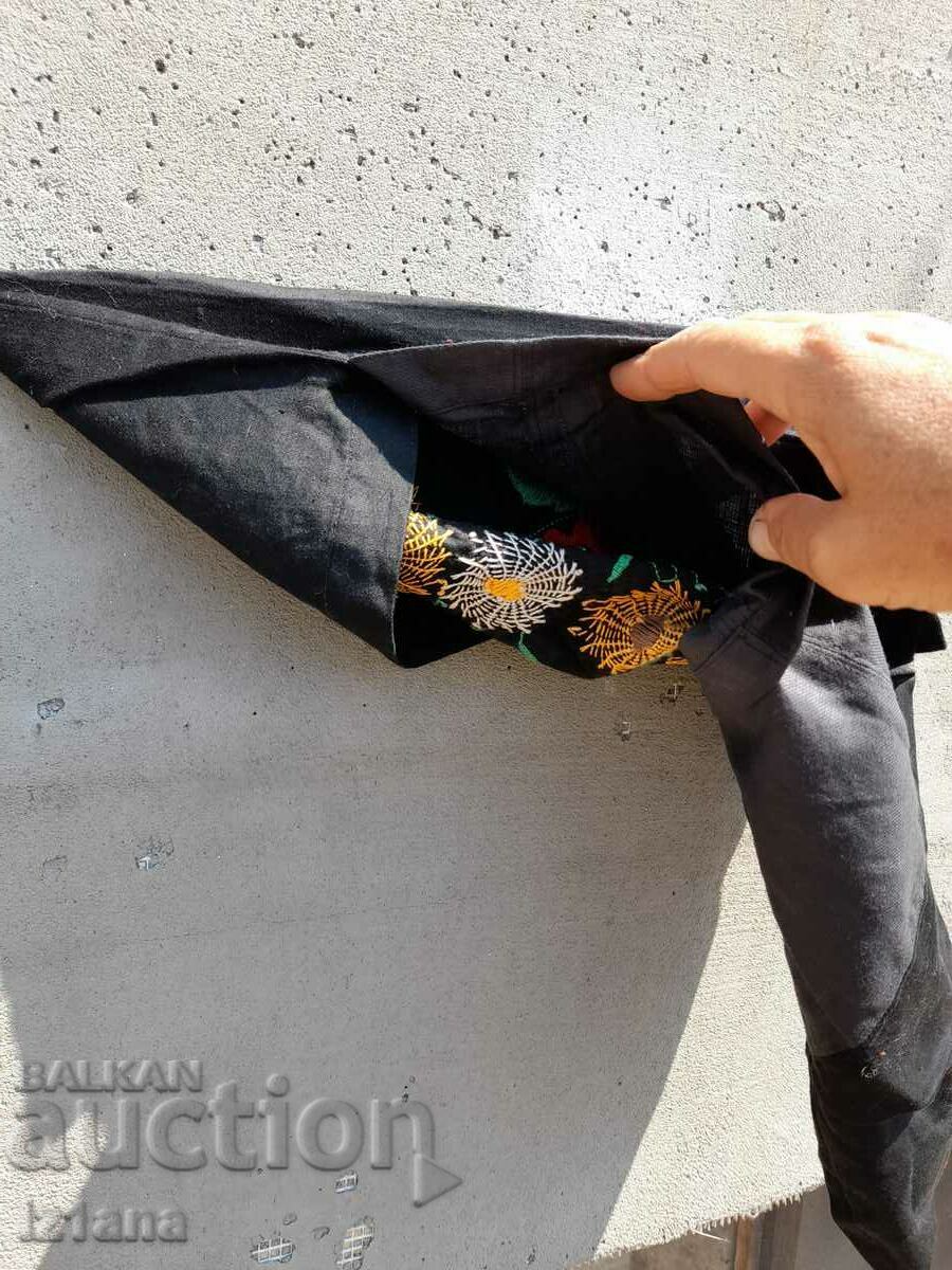 Delivery of Old pillow case Delivery of Old pillow case