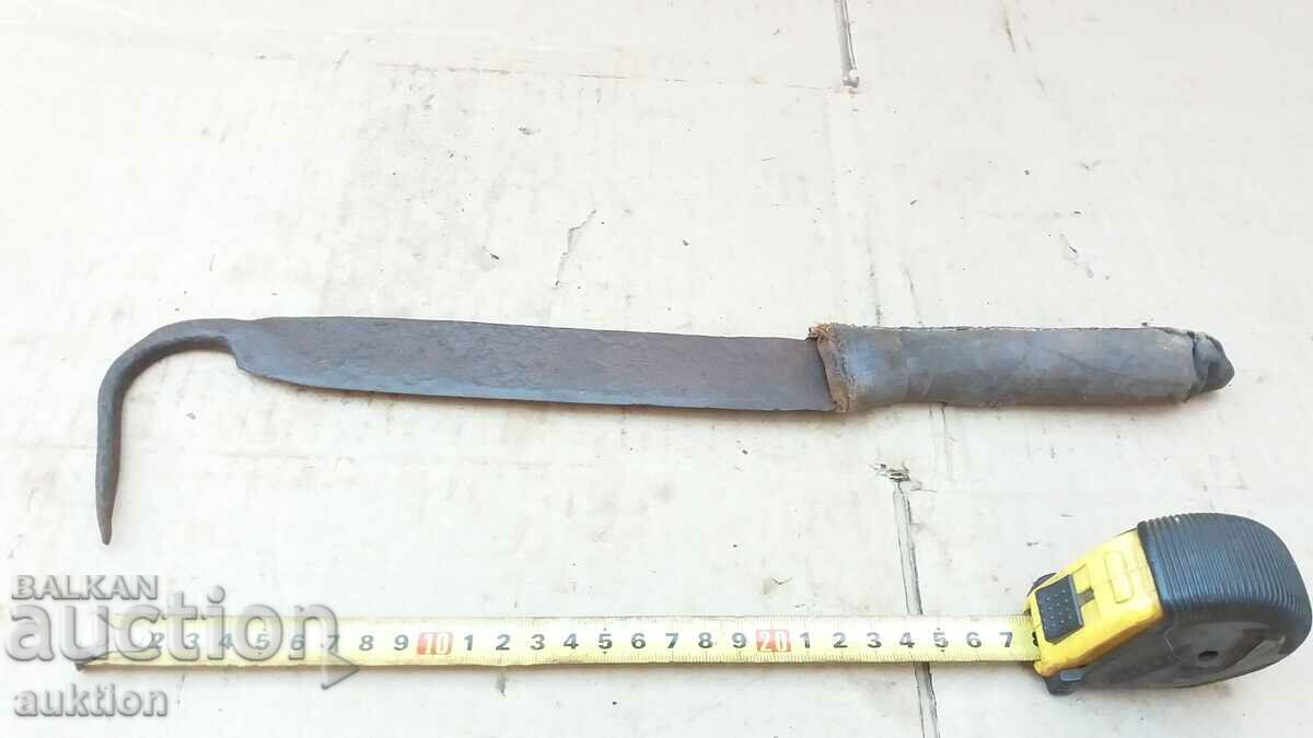 Auction  OLD FORGED KNIFE, SATURN