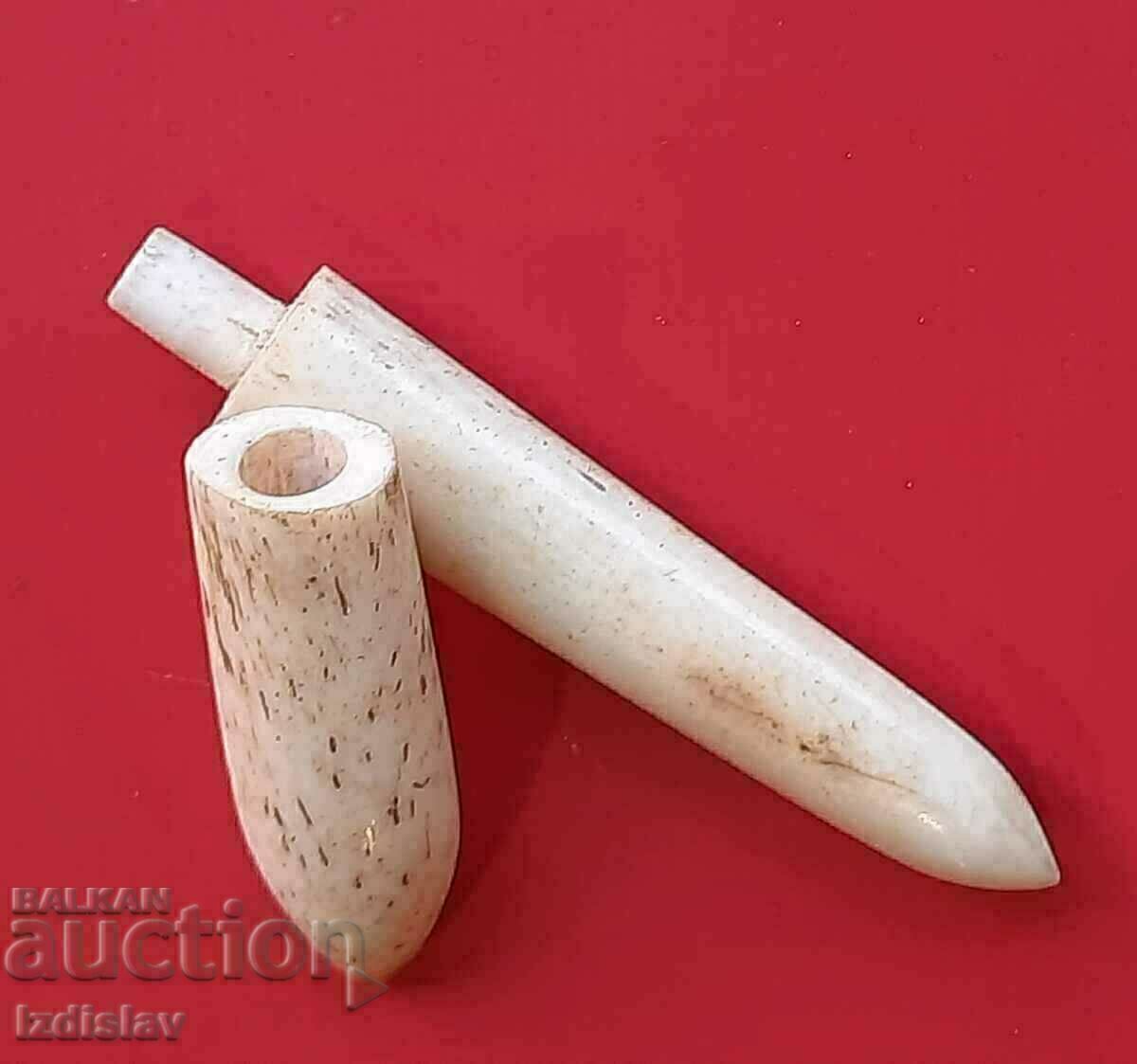 Delivery of Antique needle case made of bone Delivery of Antique needle case made of bone