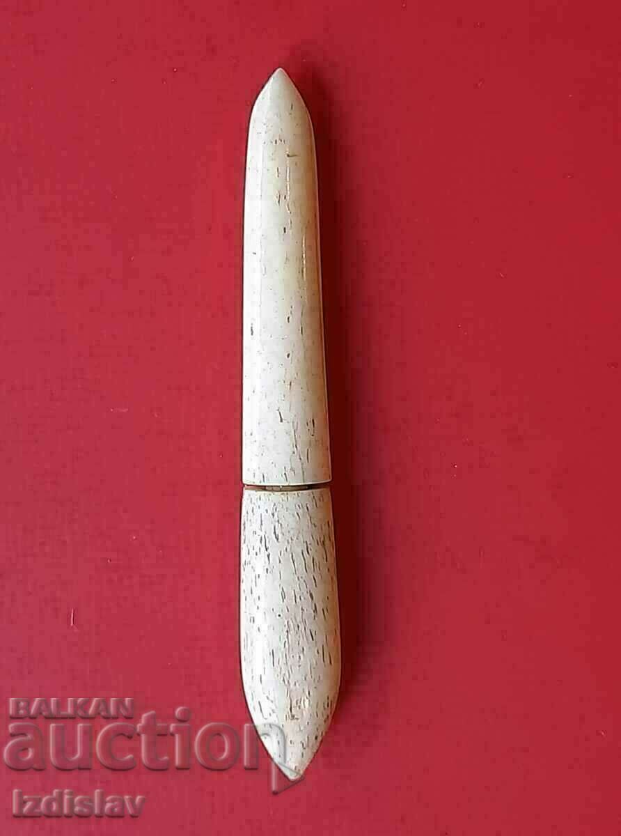 Antique needle case made of bone Antique needle case made of bone