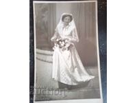 Bride 1933