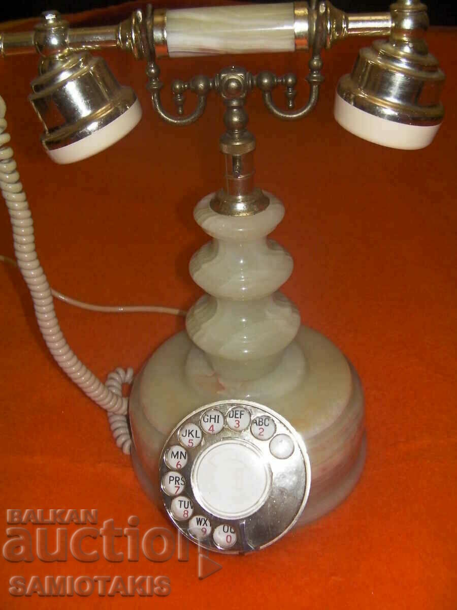 TELEFON ANII 1970. FUNCȚIONEAZĂ ÎN NORMAL NU ESTE PROBLEMĂ