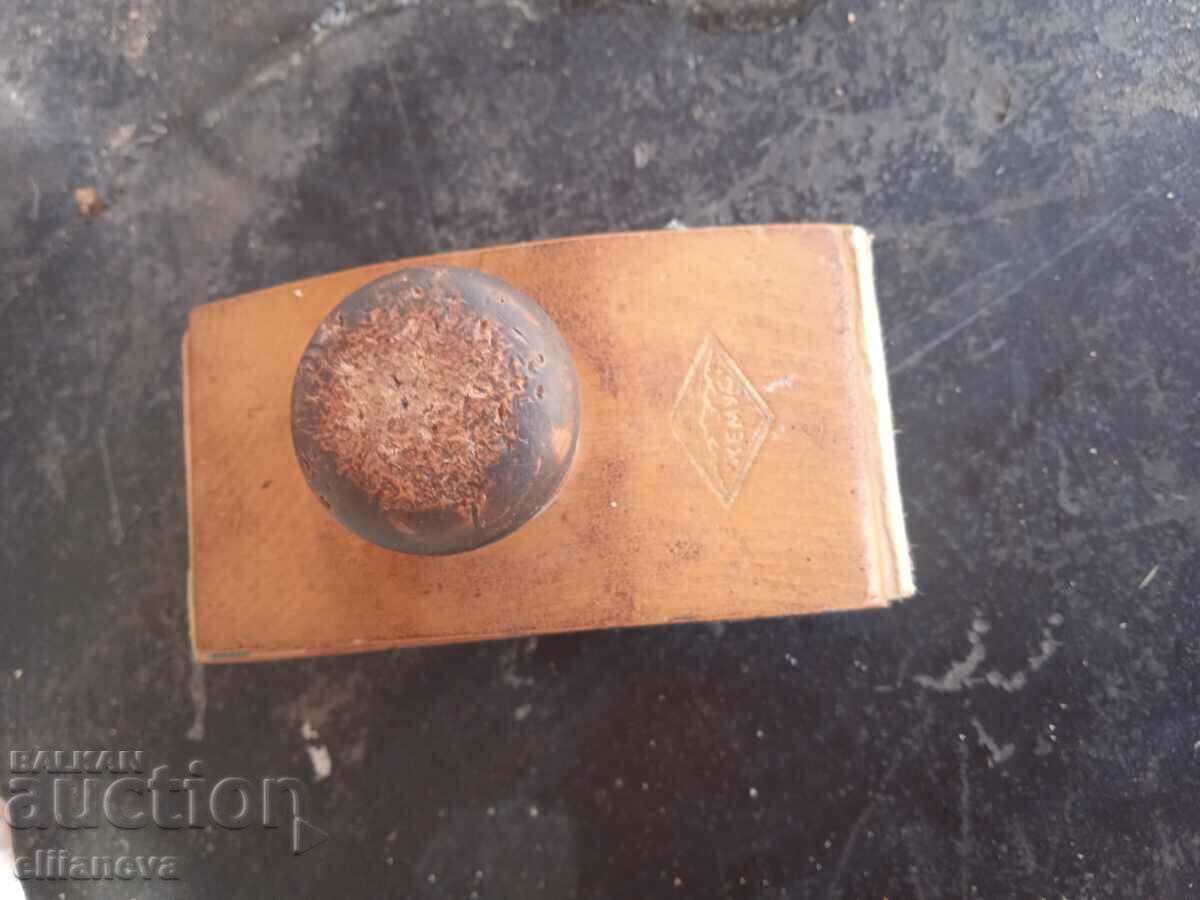 Комбинирана попивателна преса с цена 10.00 лв. | € 5.11 Комбинирана попивателна преса с цена 10.00 лв. | € 5.11