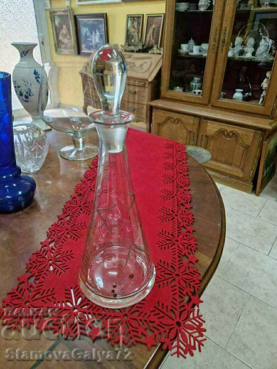 Delivery of Unique antique decanter hand engraved and painted Delivery of Unique antique decanter hand engraved and painted