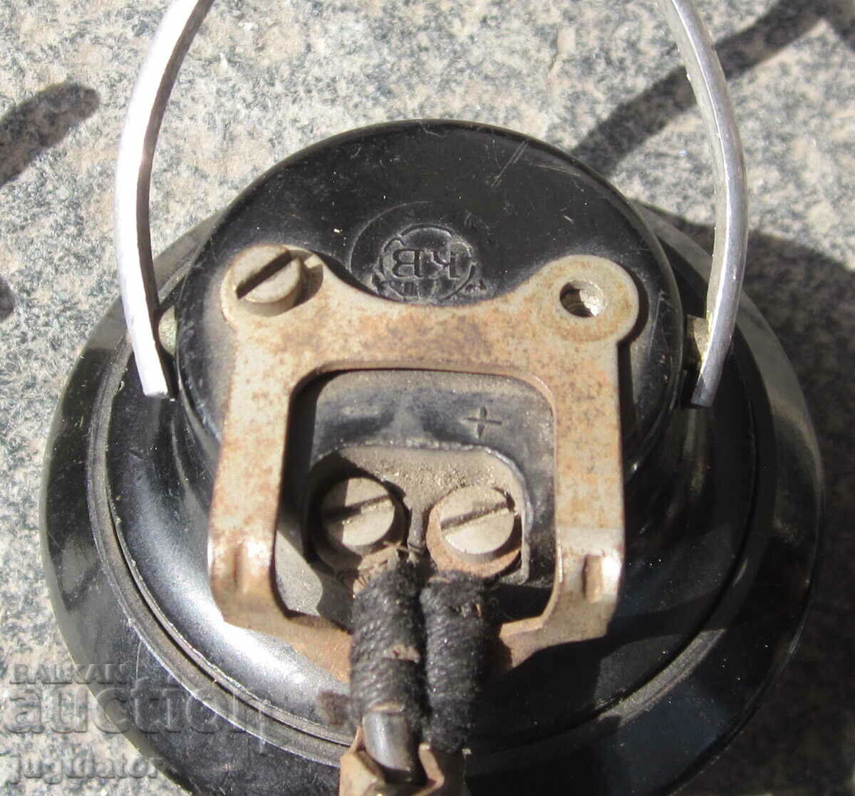 old radio headphones for a radio station with price 30.00 BGN | € 15.34 old radio headphones for a radio station with price 30.00 BGN | € 15.34