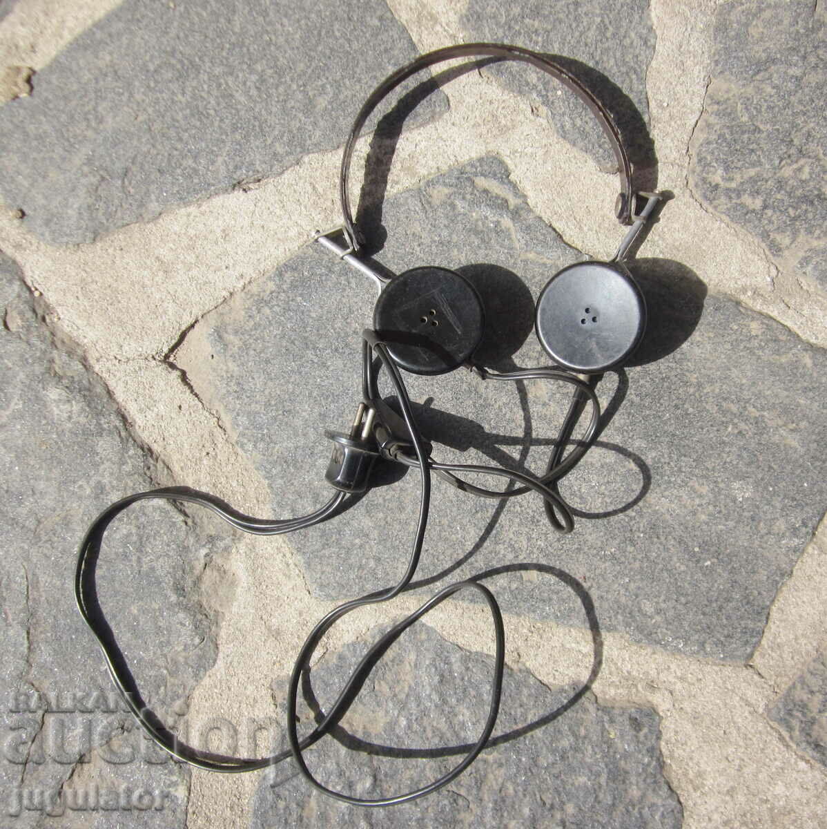 Delivery of old radio headphones for a radio station Delivery of old radio headphones for a radio station