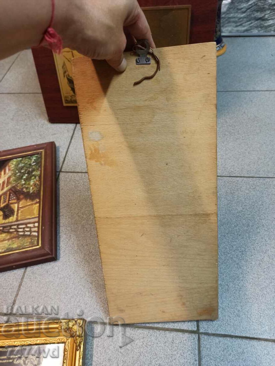 Licitație de relief din lemn SOC Licitație de relief din lemn SOC