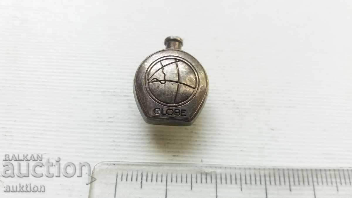 SILVER PLATED GLOBE BADGE - 5 SILVER PLATED GLOBE BADGE - 5
