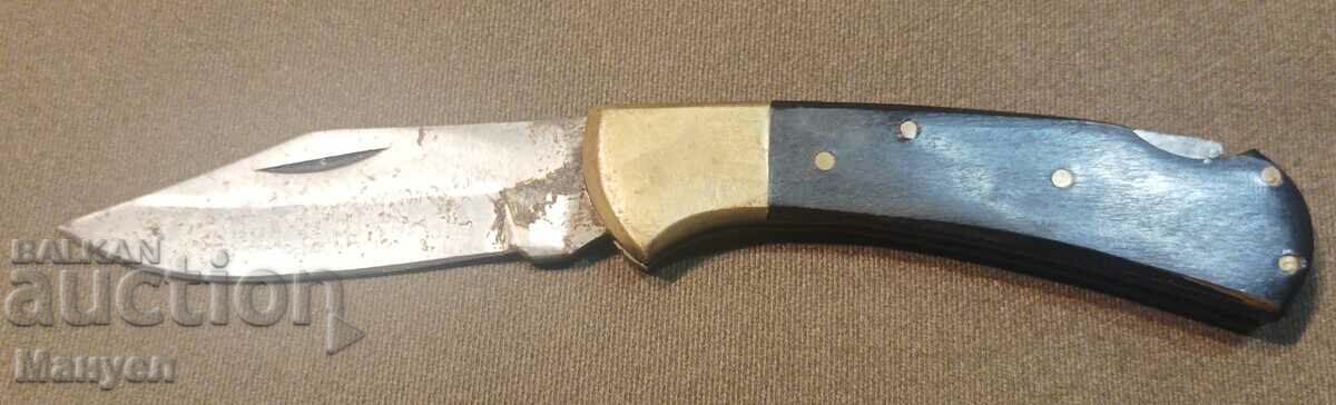 Pocket knife. with price 19.90 BGN | € 10.17 Pocket knife. with price 19.90 BGN | € 10.17