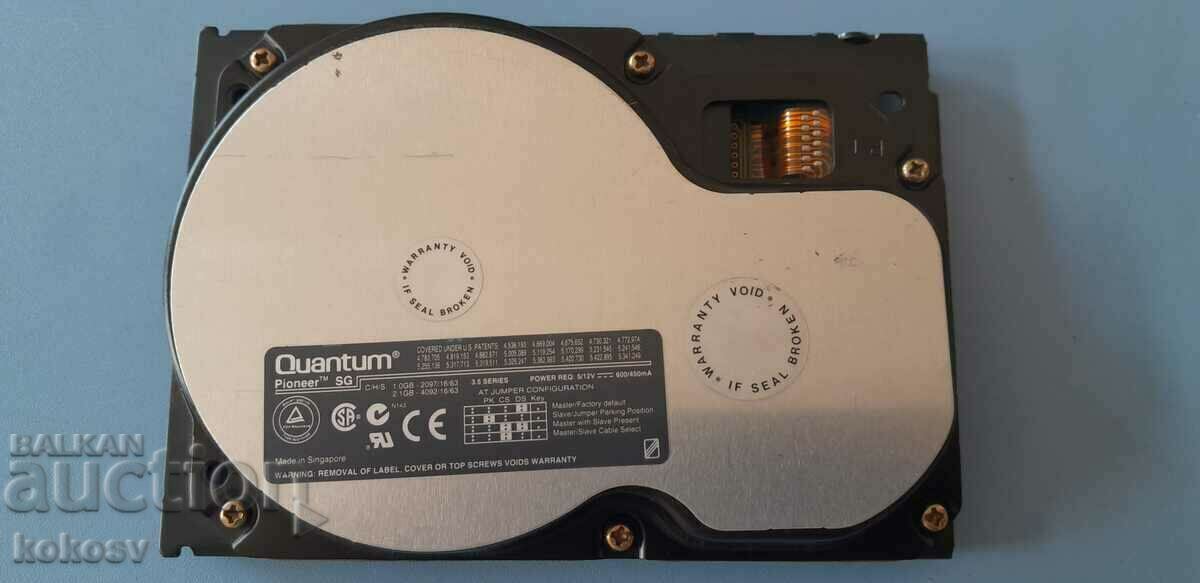1. Ρετρό σκληρός δίσκος HDD Quantum Pioneer SG 1GB