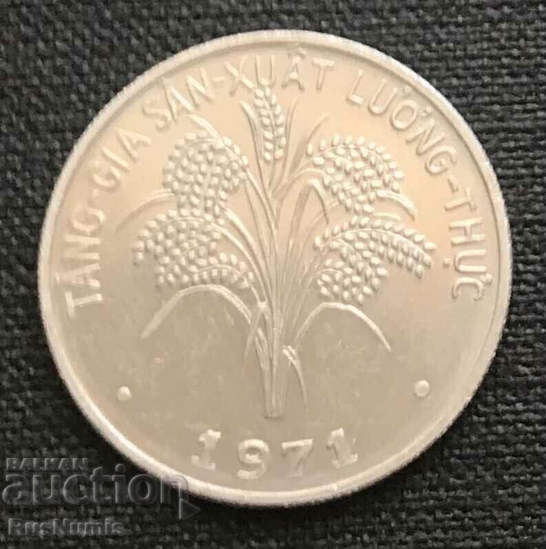 South Vietnam. 1 dong 1971 with price 9.00 BGN | € 4.60 South Vietnam. 1 dong 1971 with price 9.00 BGN | € 4.60