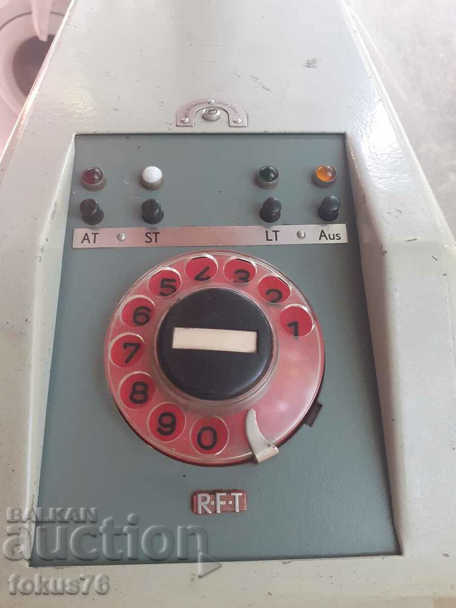 Παλαιά γερμανική τηλεγραφική συσκευή RFT με τιμή 250.00 BGN | € 127.82 Παλαιά γερμανική τηλεγραφική συσκευή RFT με τιμή 250.00 BGN | € 127.82