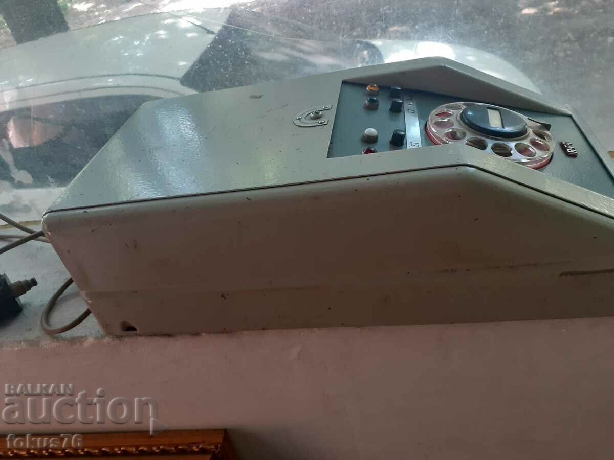 Παλαιά γερμανική τηλεγραφική συσκευή RFT - 7 Παλαιά γερμανική τηλεγραφική συσκευή RFT - 7