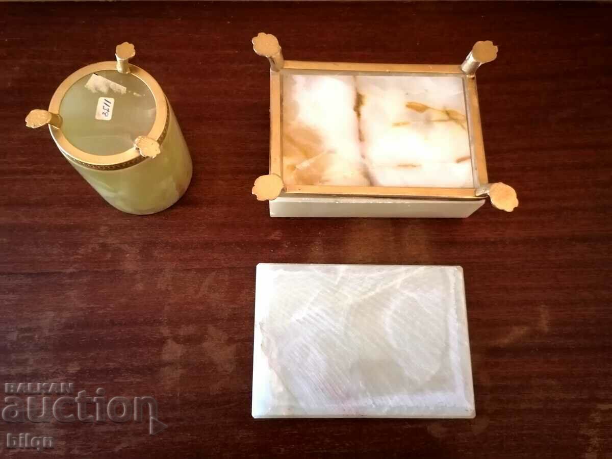 Incredibly Beautiful Onyx Jewelry Box Set Etc. - 5