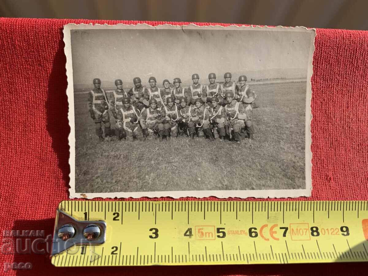 Parachute Squad Bulgaria 40s old photo with price 40.00 BGN | € 20.45 Parachute Squad Bulgaria 40s old photo with price 40.00 BGN | € 20.45