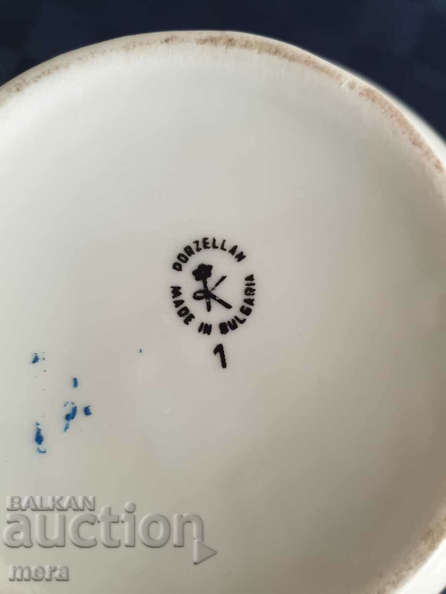 Delivery of Large porcelain jug-Kitka-Novi Pazar Delivery of Large porcelain jug-Kitka-Novi Pazar