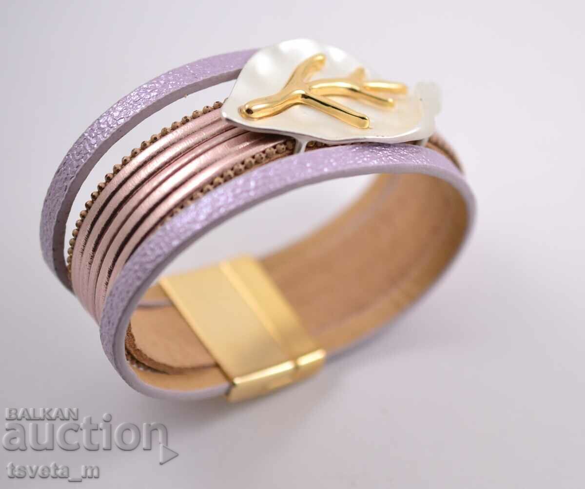 A leather bracelet with price 6.00 BGN | € 3.07 A leather bracelet with price 6.00 BGN | € 3.07