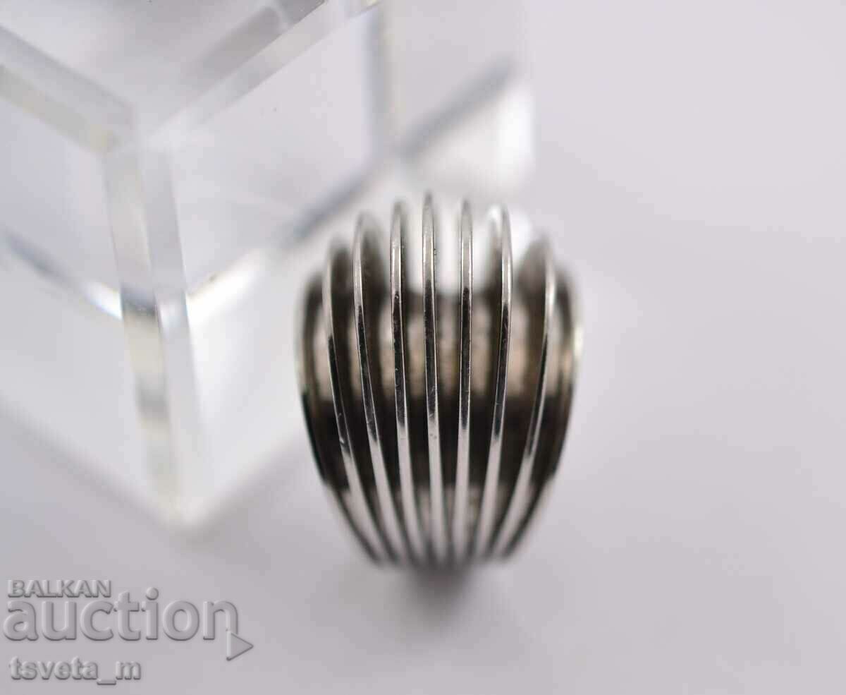 Auction A ring Auction A ring