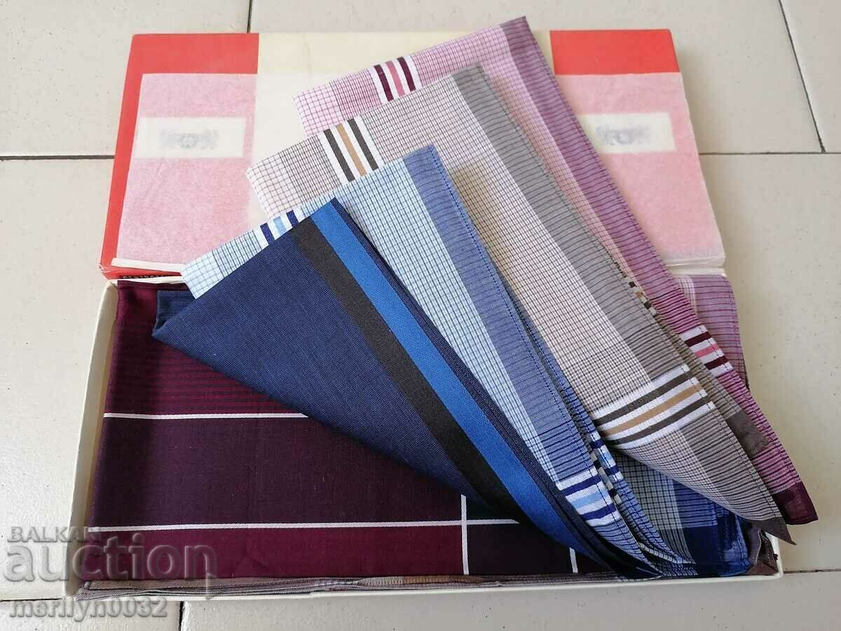 Set of 6 men's handkerchiefs from the 1960s. Vintage - 5 Set of 6 men's handkerchiefs from the 1960s. Vintage - 5