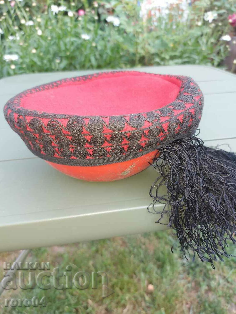 Delivery of ETHNO HAT - TUBETEIKA - MACEDONIAN Delivery of ETHNO HAT - TUBETEIKA - MACEDONIAN