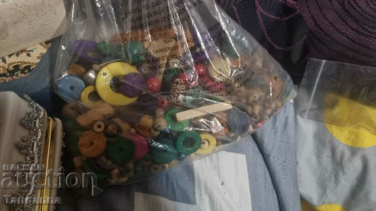 Delivery of Lots of beads Delivery of Lots of beads