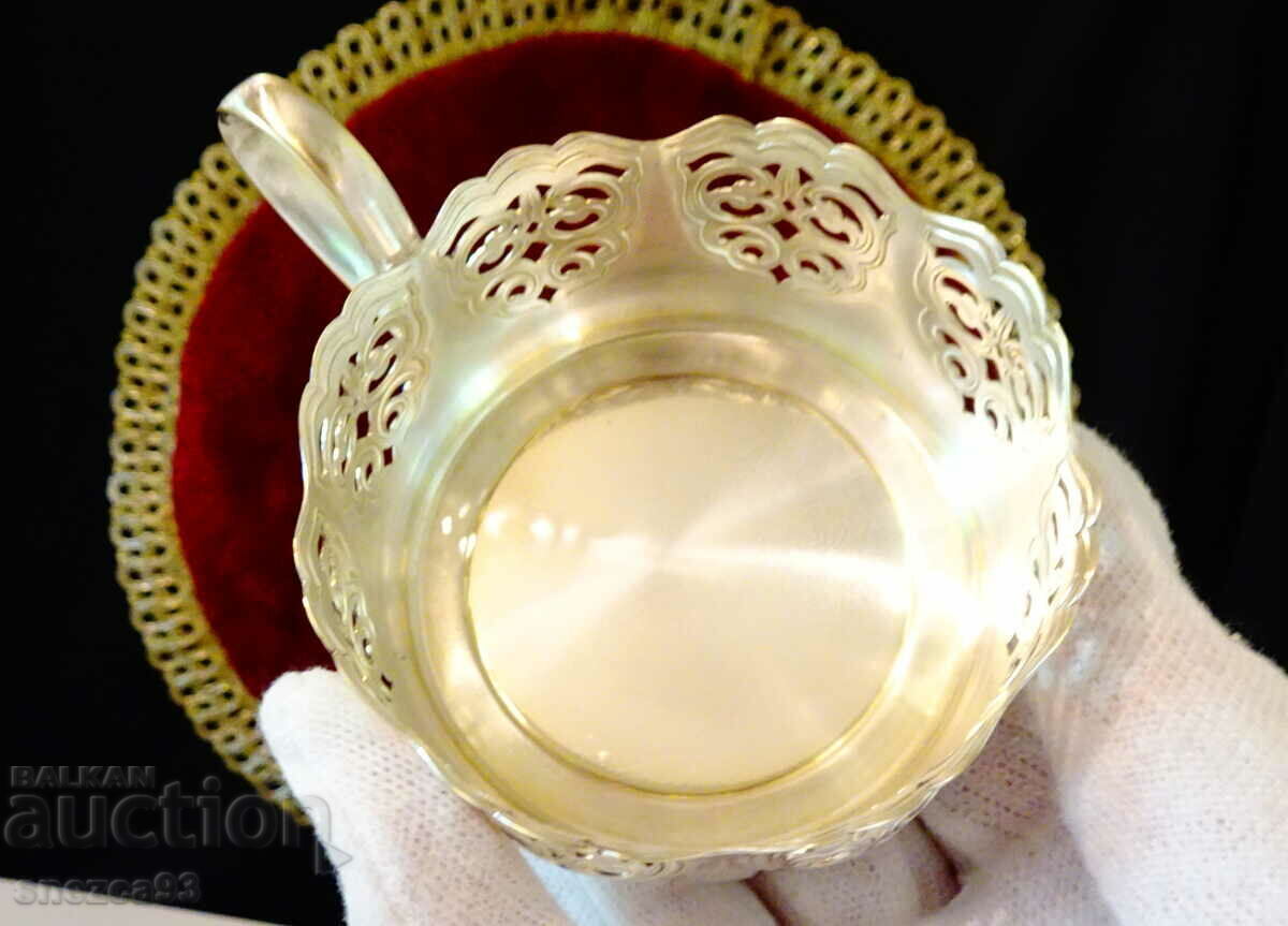 Silver-plated service cups 8 pieces. - 5 Silver-plated service cups 8 pieces. - 5