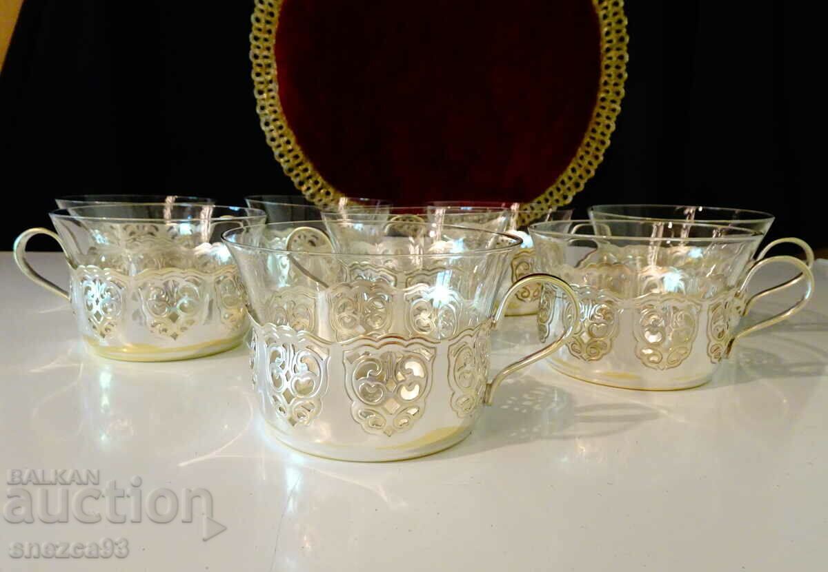 Silver-plated service cups 8 pieces. - 7 Silver-plated service cups 8 pieces. - 7