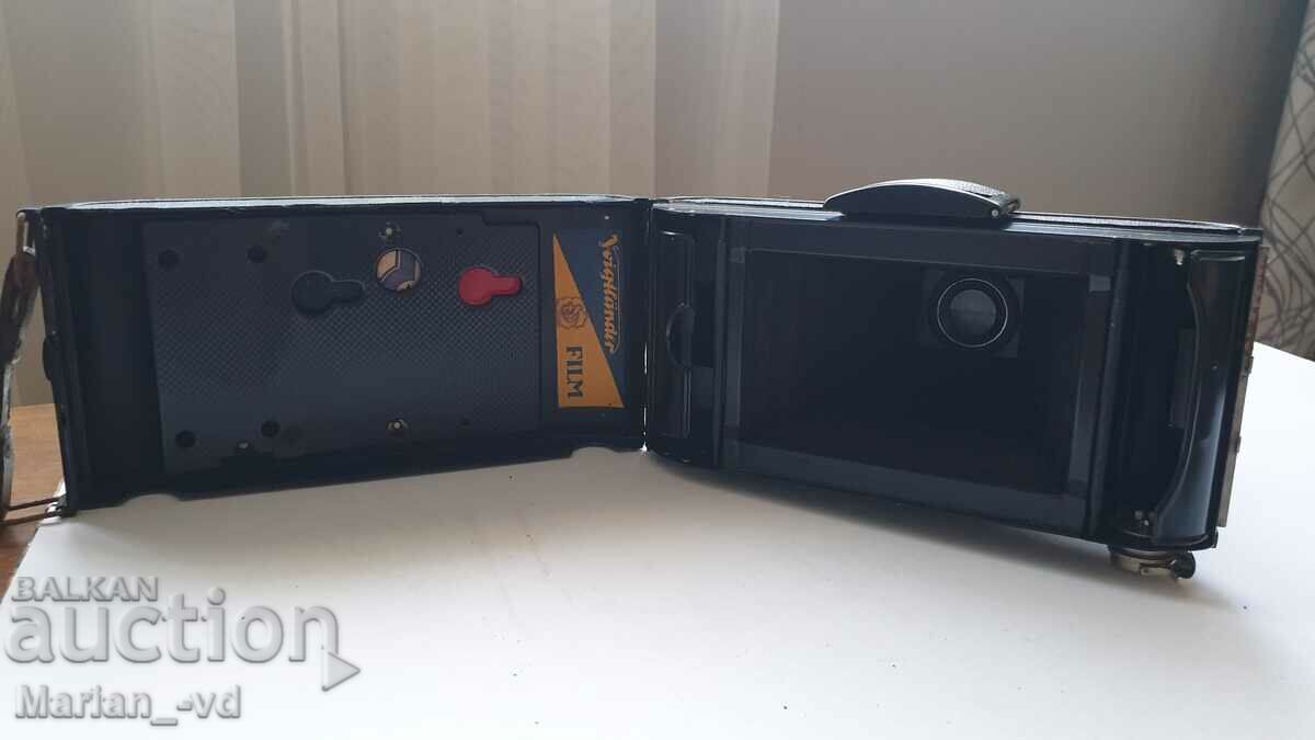 Voigtlander Bessa bellows camera 1:7.7, F=10.5 - 7 Voigtlander Bessa bellows camera 1:7.7, F=10.5 - 7