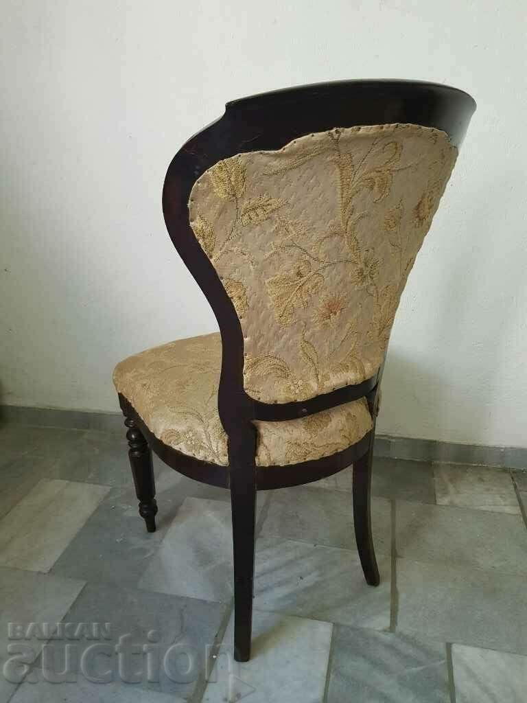 Delivery of Unique antique solid wood restored chair Delivery of Unique antique solid wood restored chair