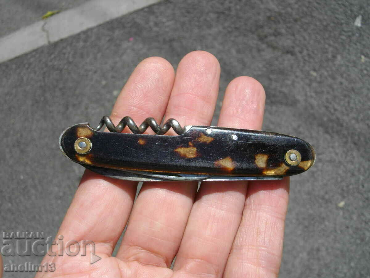 COLLECTIBLE POCKET KNIFE with price 30.00 BGN | € 15.34 COLLECTIBLE POCKET KNIFE with price 30.00 BGN | € 15.34