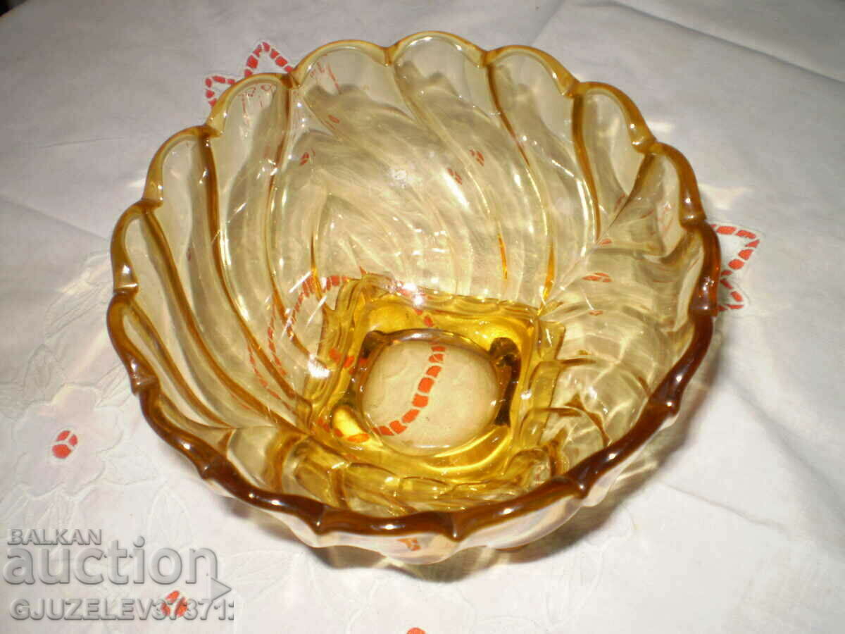 Vintage Art Deco 1930 Amber Glass Bowl - 5 Vintage Art Deco 1930 Amber Glass Bowl - 5