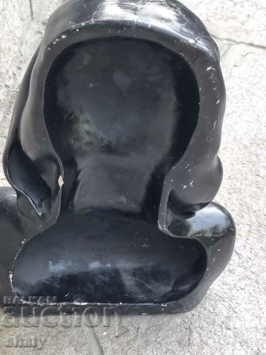 Παλιό γλυπτό. - 6 Παλιό γλυπτό. - 6