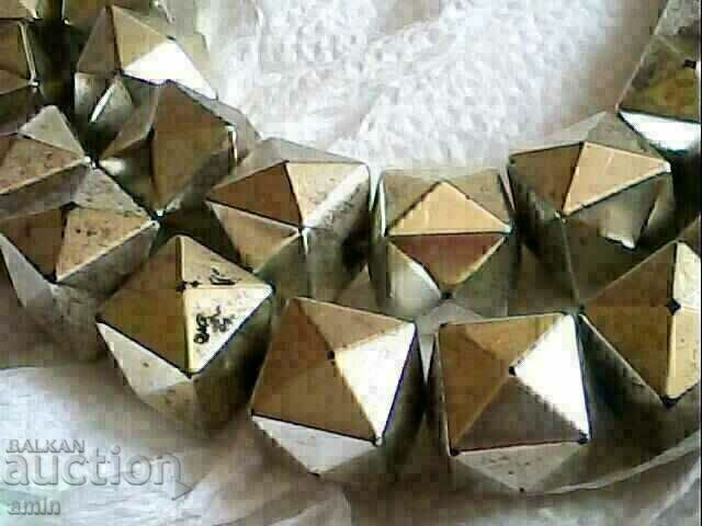 Old beautiful necklace with price 12.00 BGN | € 6.14 Old beautiful necklace with price 12.00 BGN | € 6.14