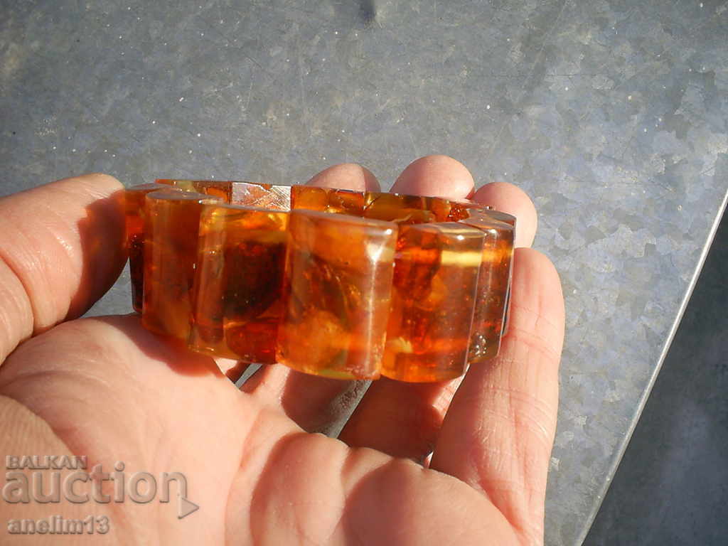AMBER BRACELET with price 45.00 BGN | € 23.01 AMBER BRACELET with price 45.00 BGN | € 23.01