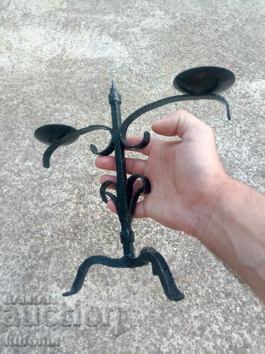 Delivery of Iron candlestick Delivery of Iron candlestick