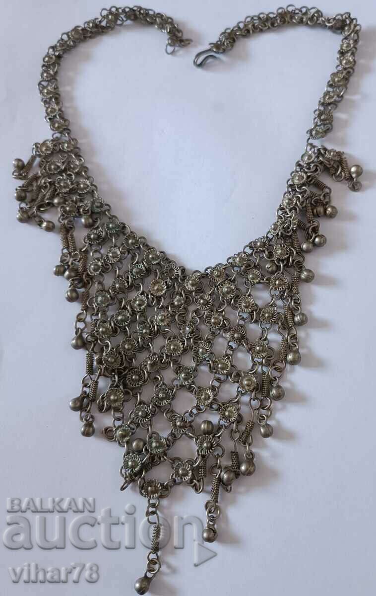 Auction FLIPPED Auction FLIPPED