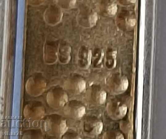 pandantiv de argint cu preț 199.99 BGN | € 102.25 pandantiv de argint cu preț 199.99 BGN | € 102.25