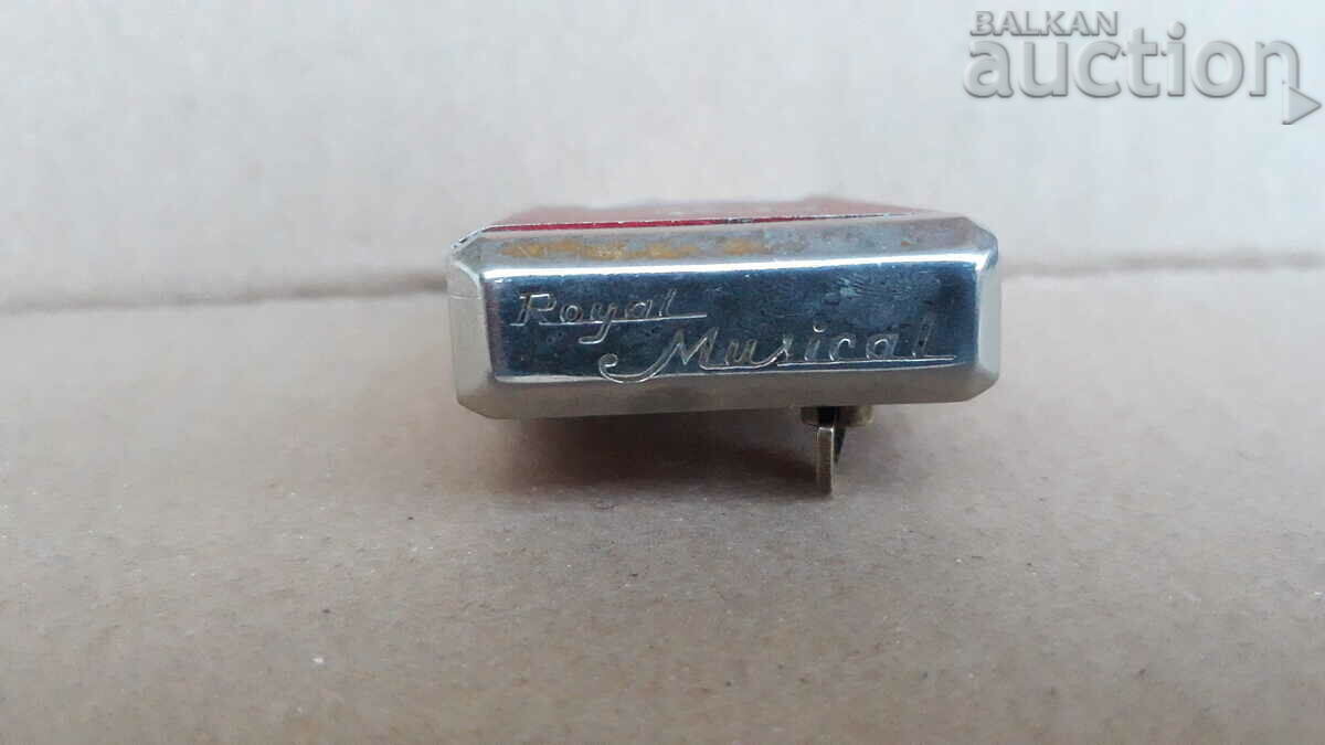 Auction Sankyo lighter with lantern ROYAL MUSICAL JAPAN 70s Auction Sankyo lighter with lantern ROYAL MUSICAL JAPAN 70s