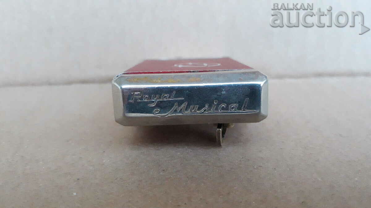 Delivery of Sankyo lighter with lantern ROYAL MUSICAL JAPAN 70s Delivery of Sankyo lighter with lantern ROYAL MUSICAL JAPAN 70s