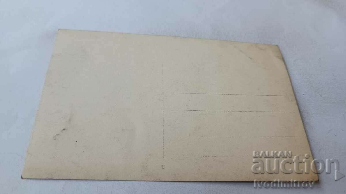 Φωτογραφία Βάσεις ενός καταρράκτη στο βουνό με τιμή 3.65 BGN | € 1.87 Φωτογραφία Βάσεις ενός καταρράκτη στο βουνό με τιμή 3.65 BGN | € 1.87