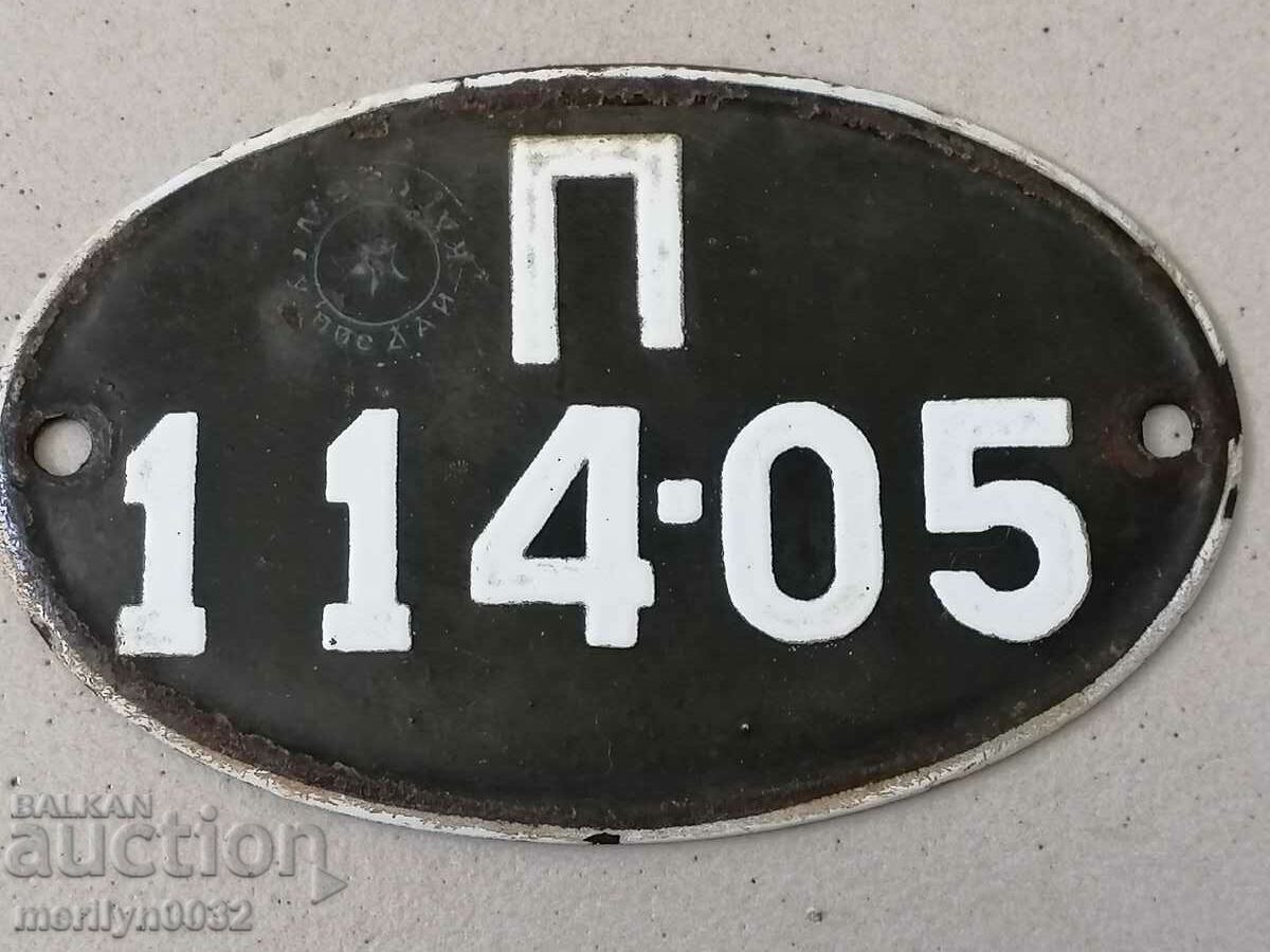 Enamelled license plate for a motor vehicle, car, motorcycle