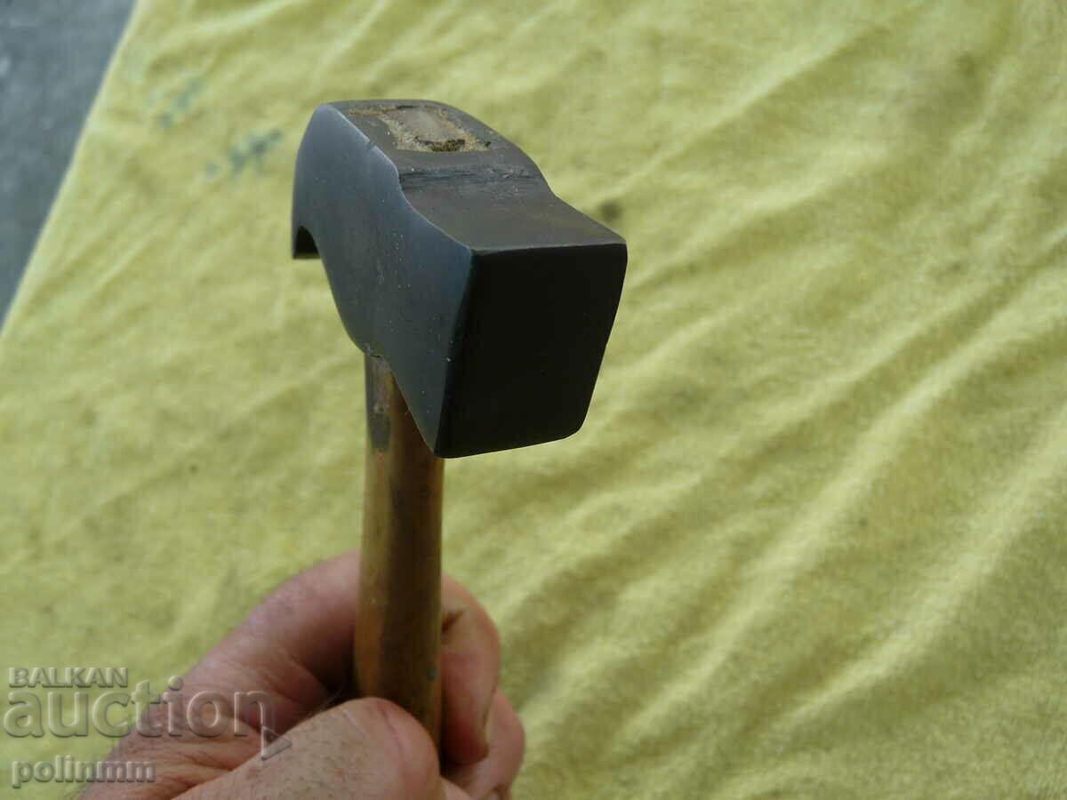 Vechi ciocan de meșteșugar german - 225 cu preț 25.00 BGN | € 12.78