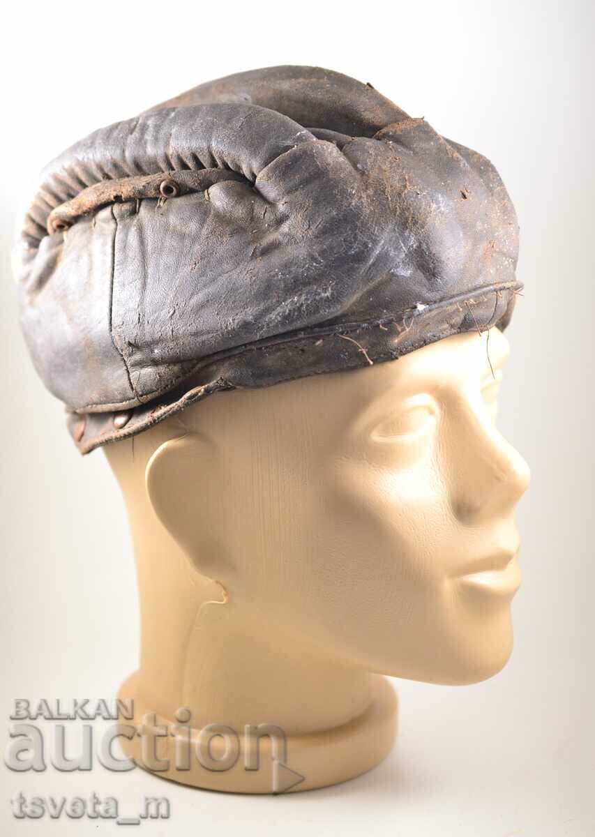 Auction Leather helmet Auction Leather helmet