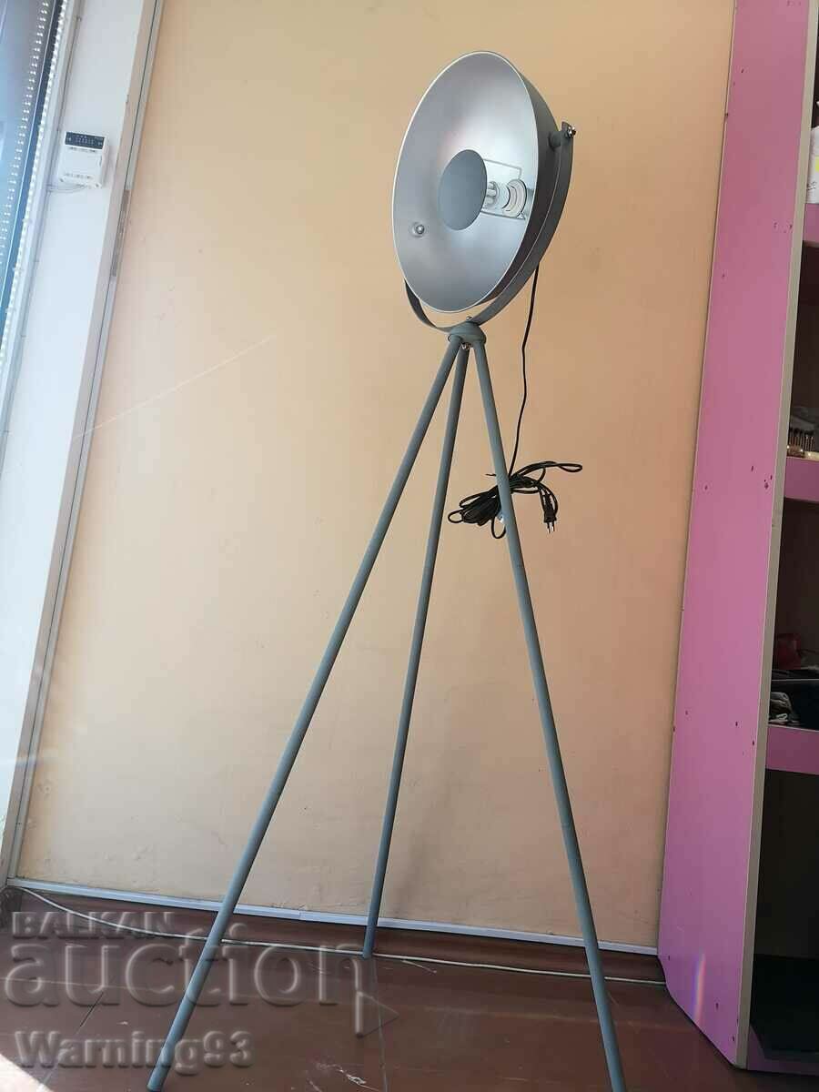 Large lamp / spotlight with tripod - 160cm - NEW with price 160.00 BGN | € 81.81