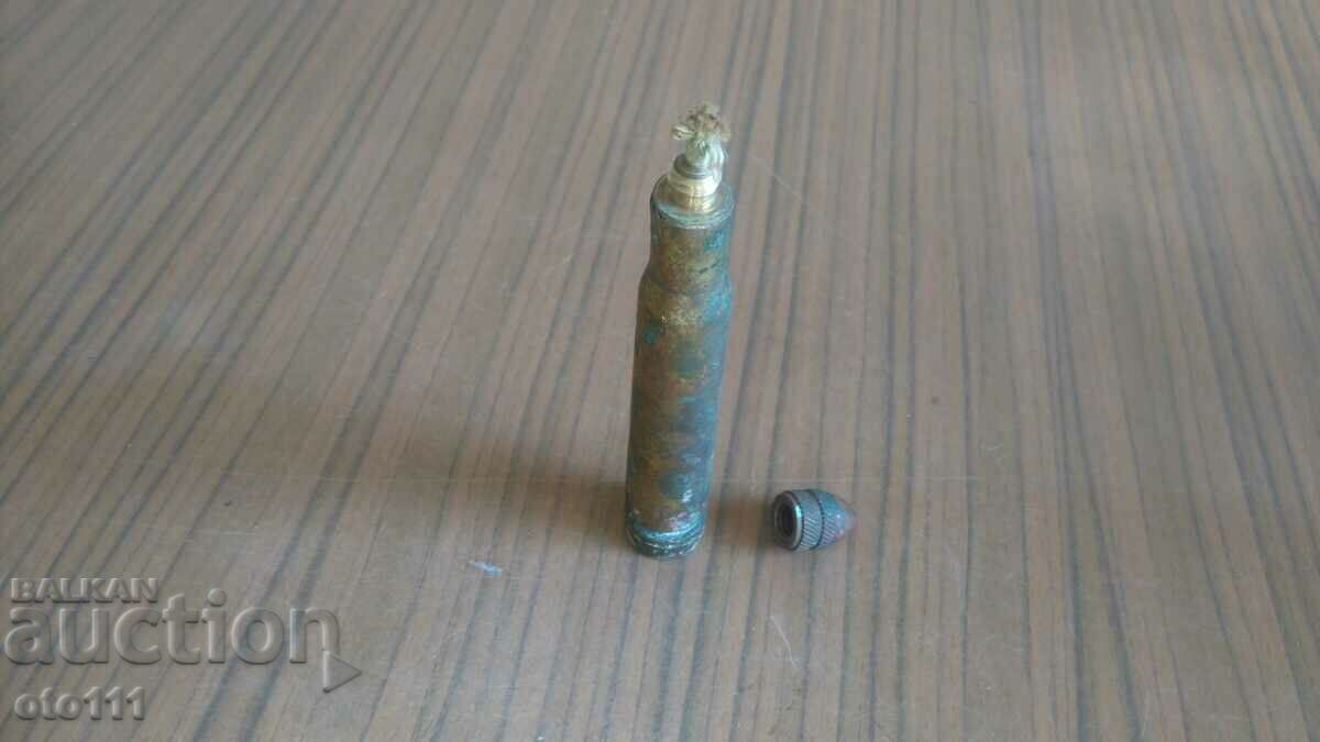 Delivery of MILITARY CREATIVITY - PETROL CANDLE