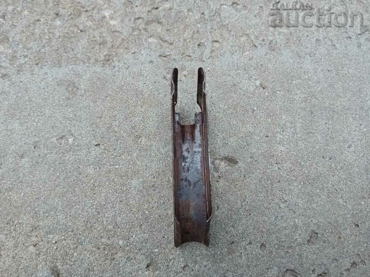 Auction WW2 Mannlicher M-95 Carbine Rifle Cartridge Tin Pack Auction WW2 Mannlicher M-95 Carbine Rifle Cartridge Tin Pack