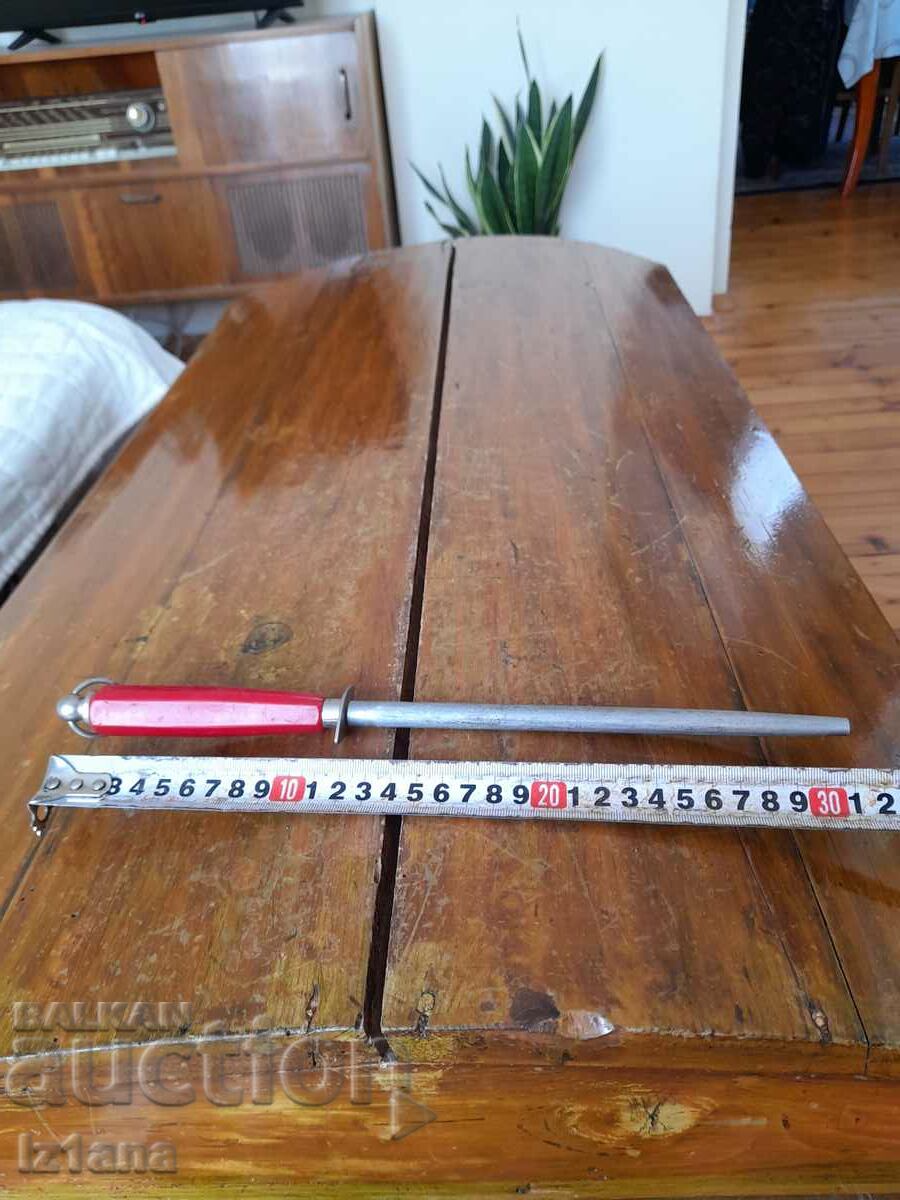 Old knife sharpener, knives with price 15.00 BGN | € 7.67 Old knife sharpener, knives with price 15.00 BGN | € 7.67