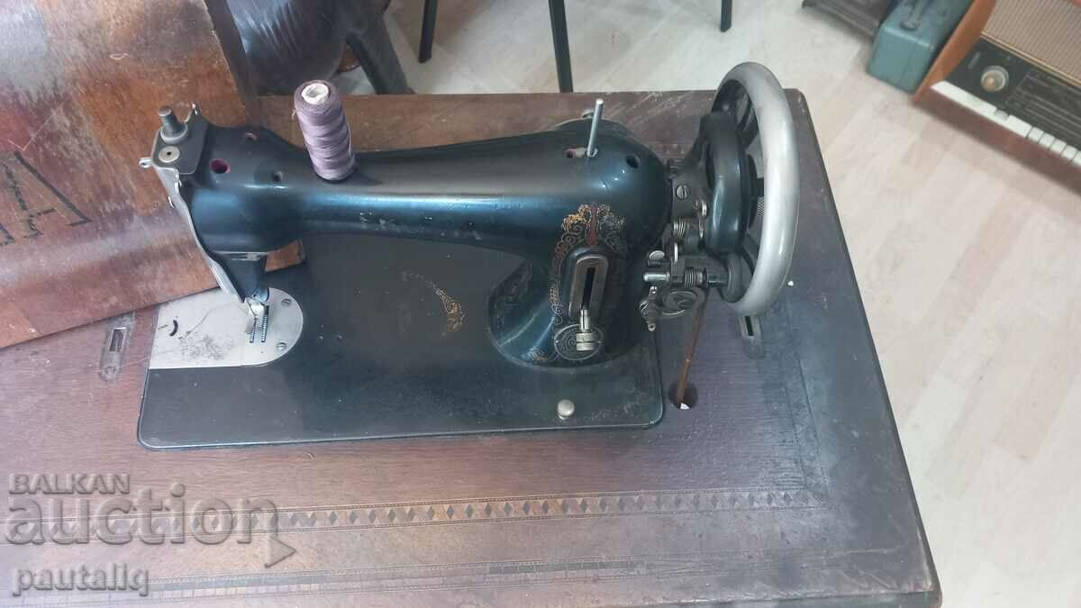 OLD SEWING MACHINE EXCELA SINGER - 5