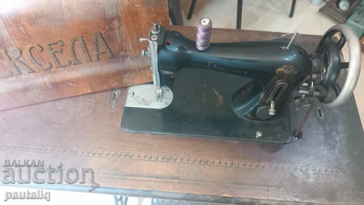 OLD SEWING MACHINE EXCELA SINGER - 6
